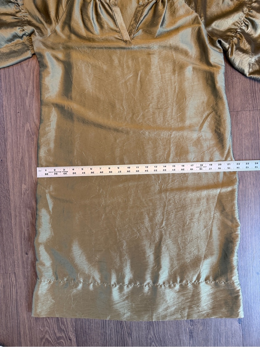 79% Silk! Talbots Shift Dress Small Olive Gold Balloon Sleeve Split Neck Dress - Picture 14 of 14